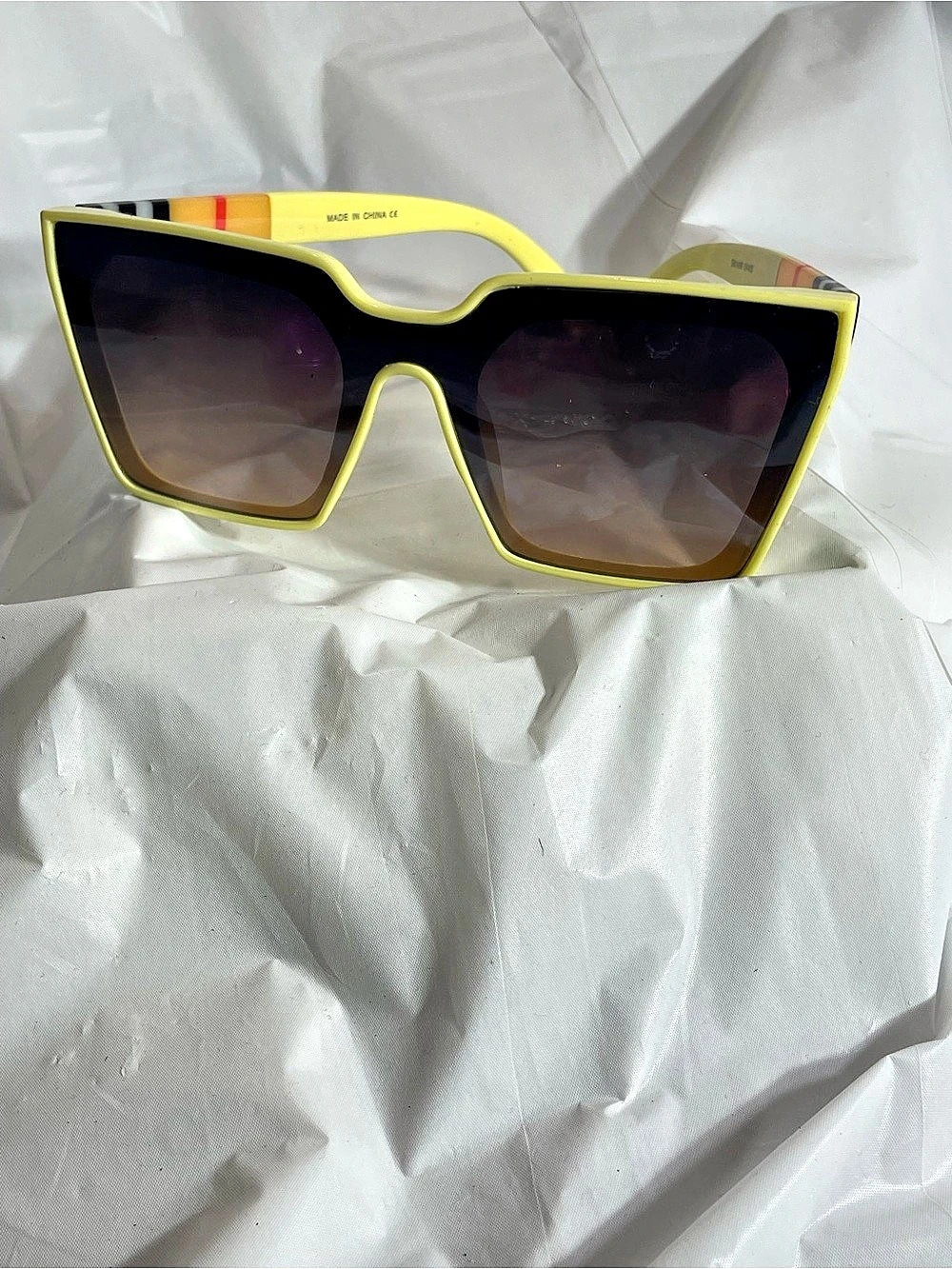 Yellow & Black Sunglasses